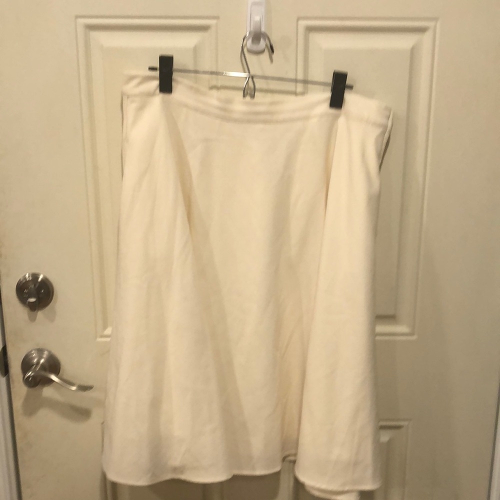 ModCloth sway this way cream skirt